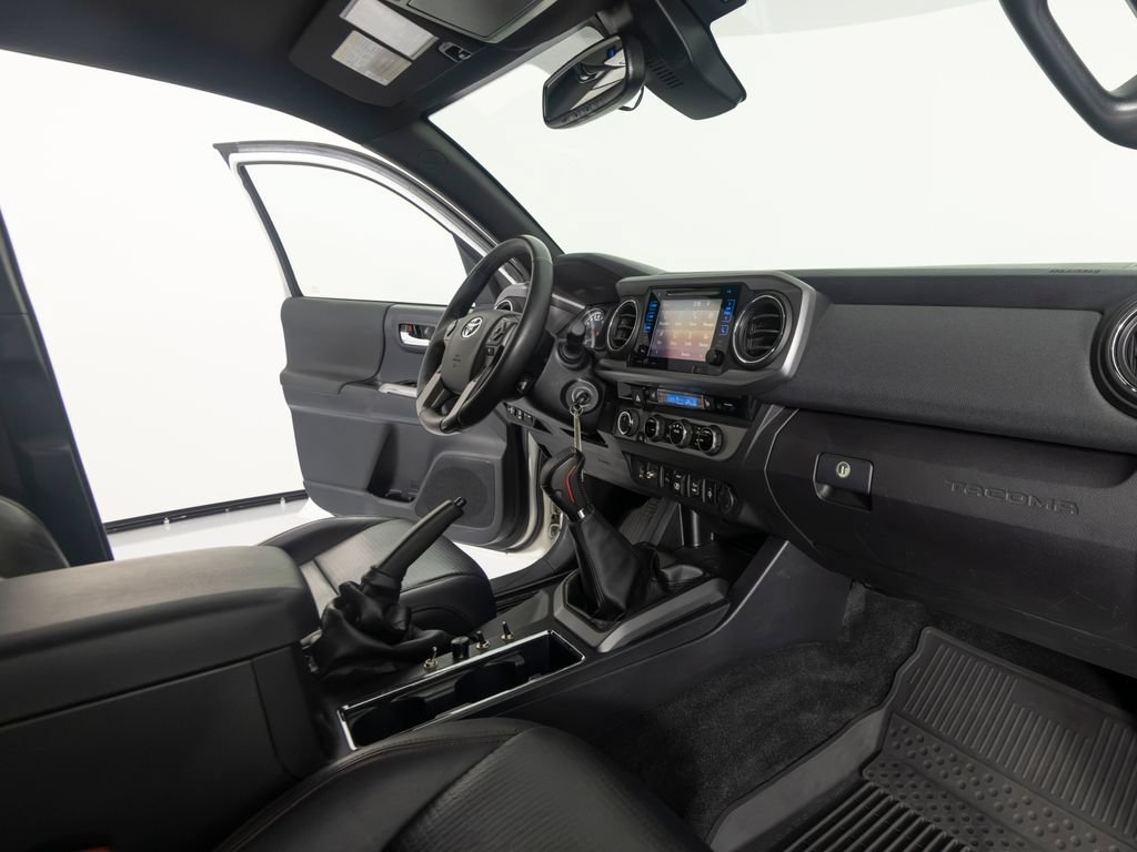 Used 2018 Toyota Tacoma TRD Pro AWD/4WD image 28