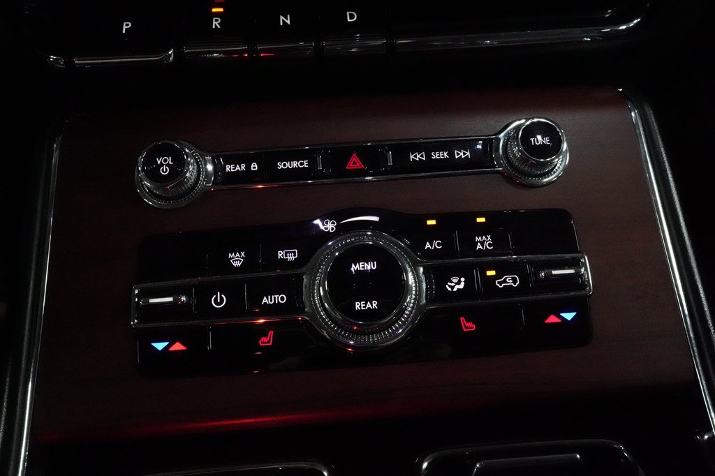 Used 2023 Lincoln Aviator Grand Touring AWD/4WD image 20