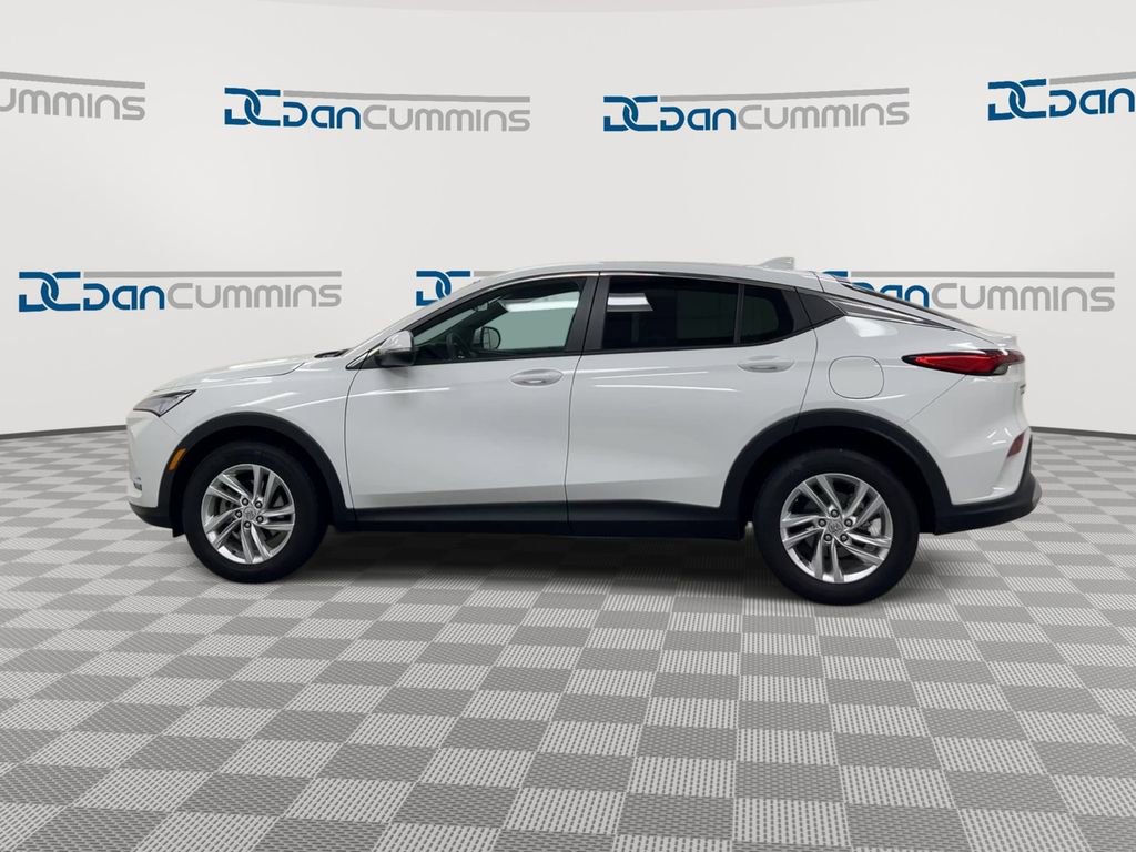 Used 2024 Buick Envista Preferred image 5