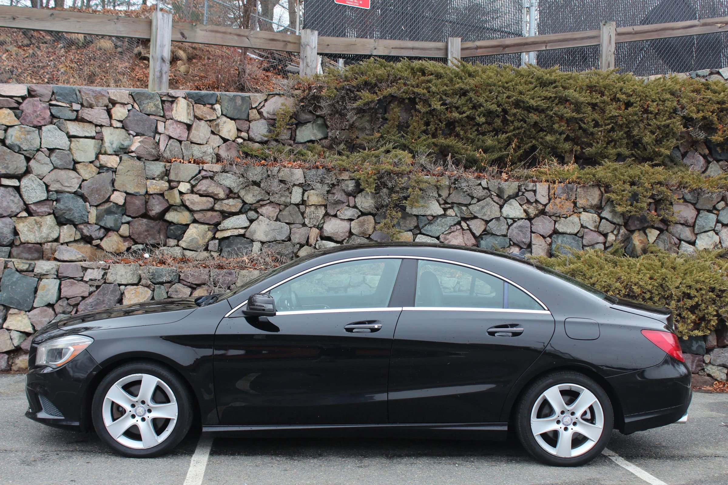 Used 2015 Mercedes-Benz CLA 250 4MATIC image 6