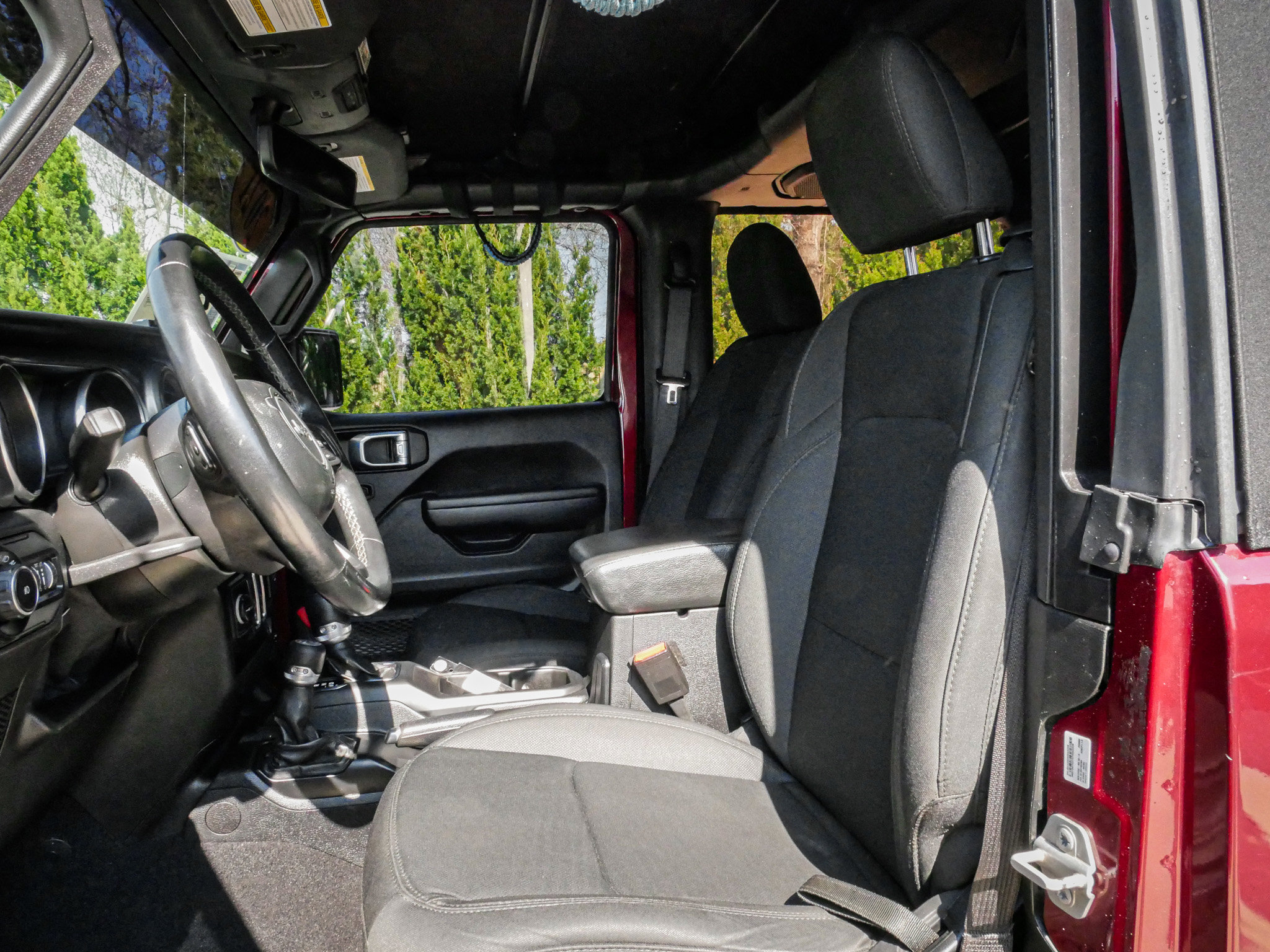 Used 2021 Jeep Wrangler Sport S image 16