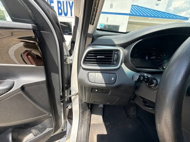 Used 2019 Kia Sorento L FWD image 42