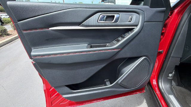 Used 2026 Ford Explorer ST-Line RWD image 19