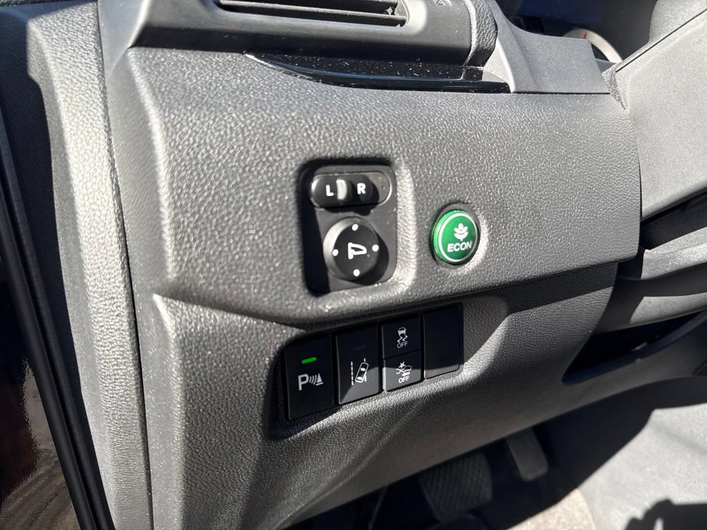 Used 2017 Honda Pilot Elite image 22