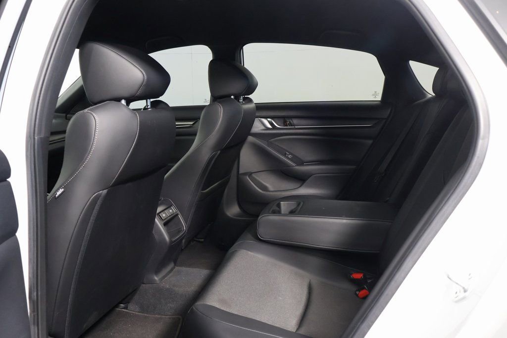 Used 2022 Honda Accord Sport image 11