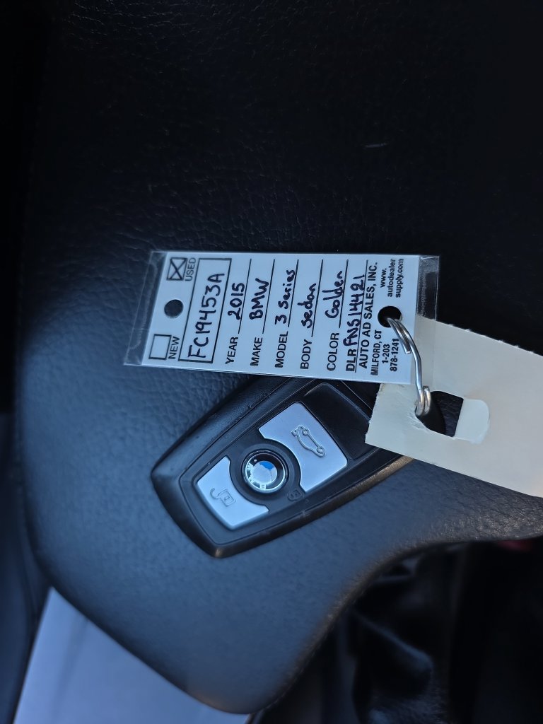Used 2015 BMW 328i xDrive Sedan AWD/4WD image 38