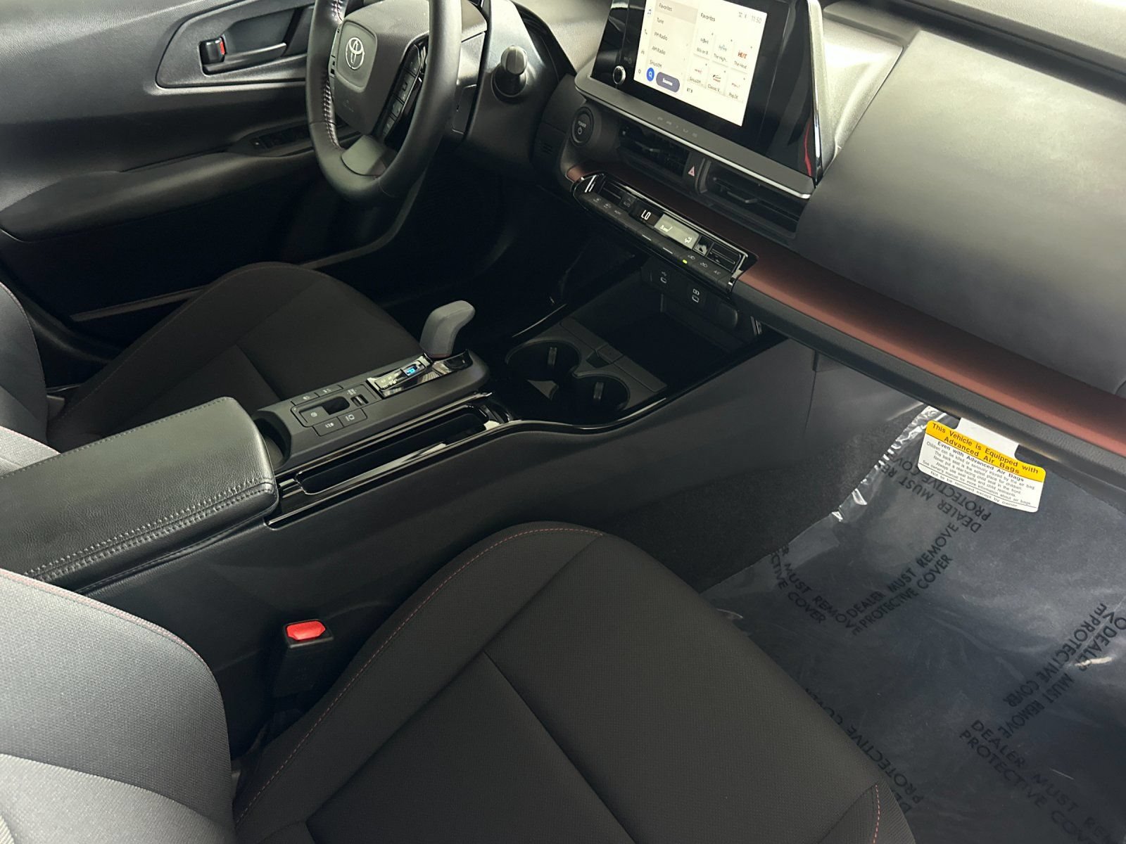 Used 2026 Toyota Prius Plug-In Hybrid FWD image 15