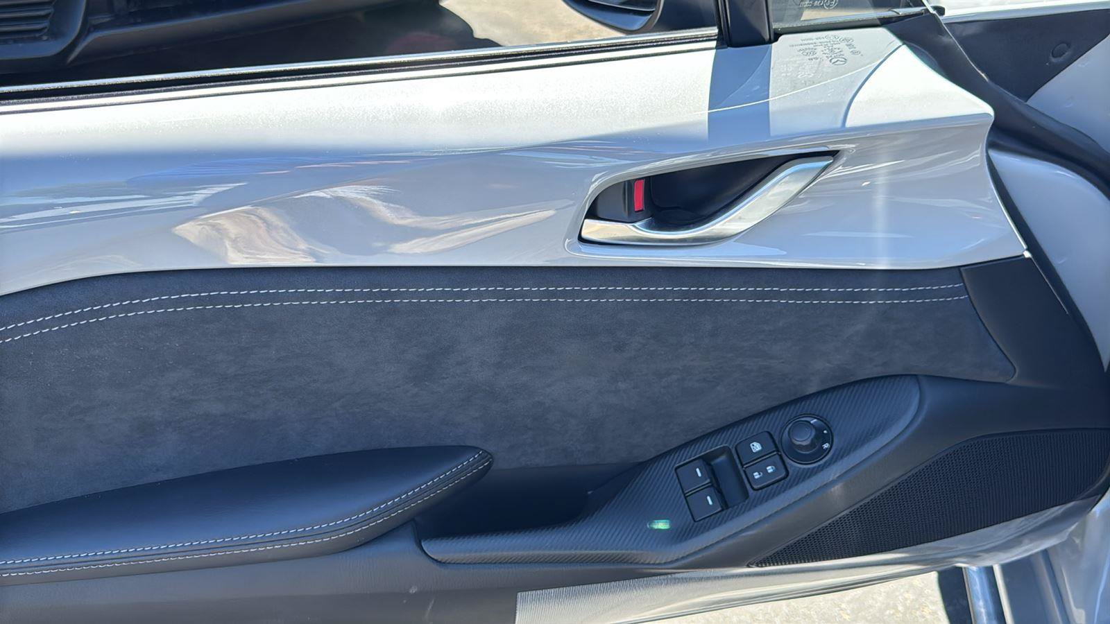 New 2026 MAZDA MX-5 Miata RF Club w/ Interior Package RWD image 8