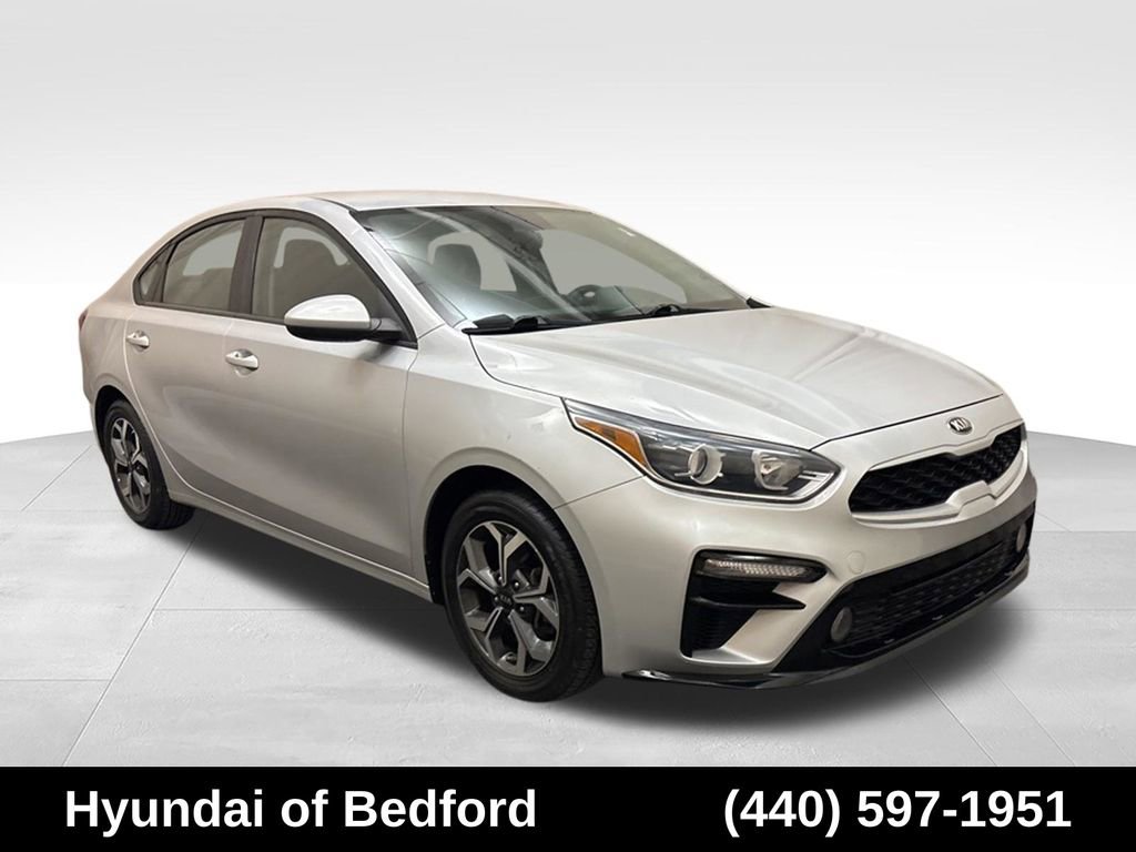Used 2021 Kia Forte LXS FWD image 3
