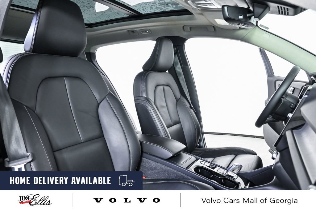 Certified 2023 Volvo XC40 B5 Plus w/ Protection Package Premier image 23