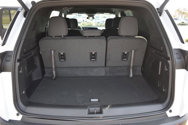 New 2026 Chevrolet Traverse LT w/ LPO, Floor Liner Package image 18