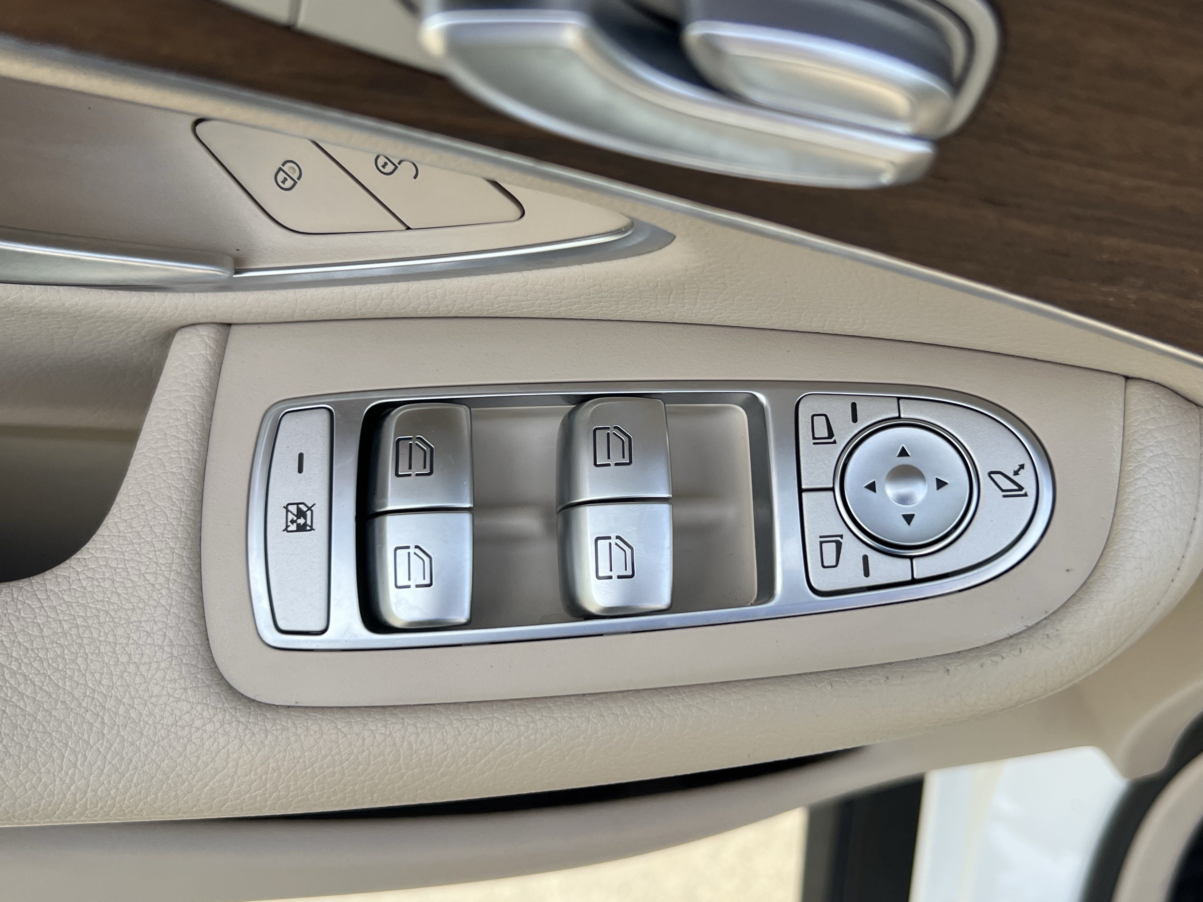 Certified 2021 Mercedes-Benz GLC 300 4MATIC image 15