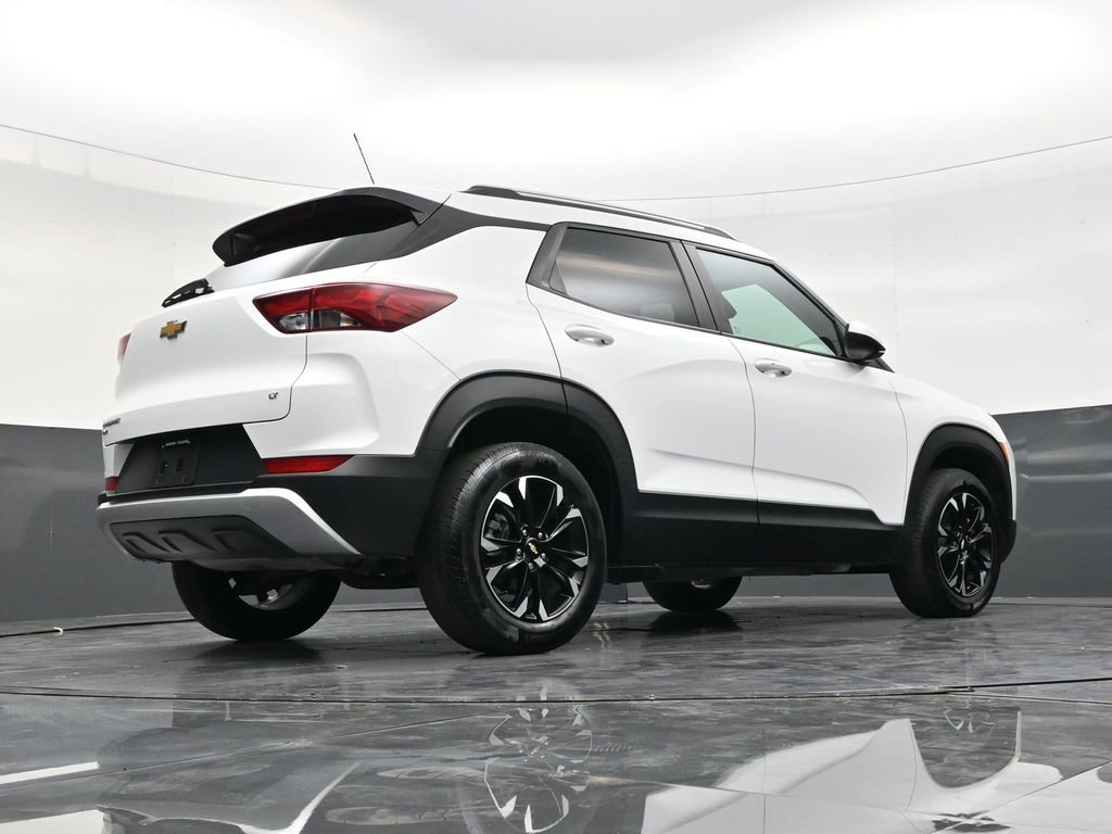 Used 2023 Chevrolet TrailBlazer LT w/ Convenience Package AWD/4WD image 24