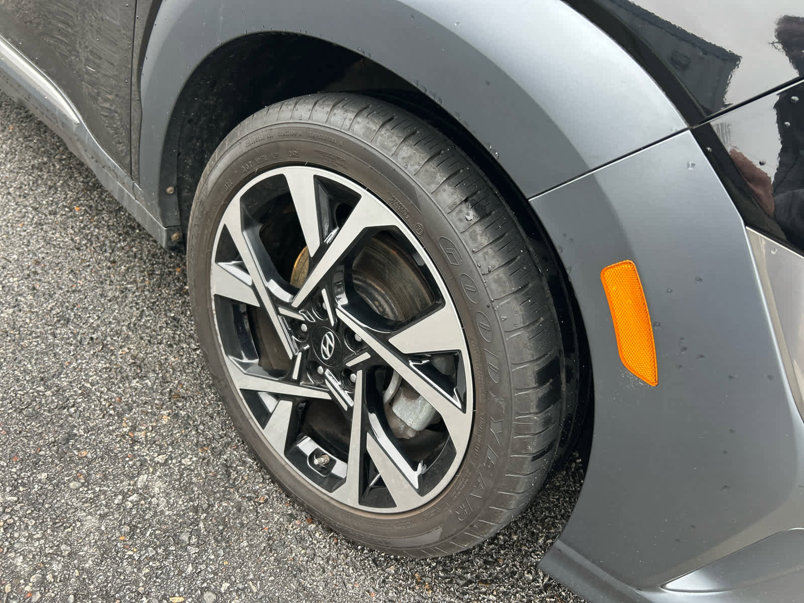 Used 2022 Hyundai Kona Limited image 11