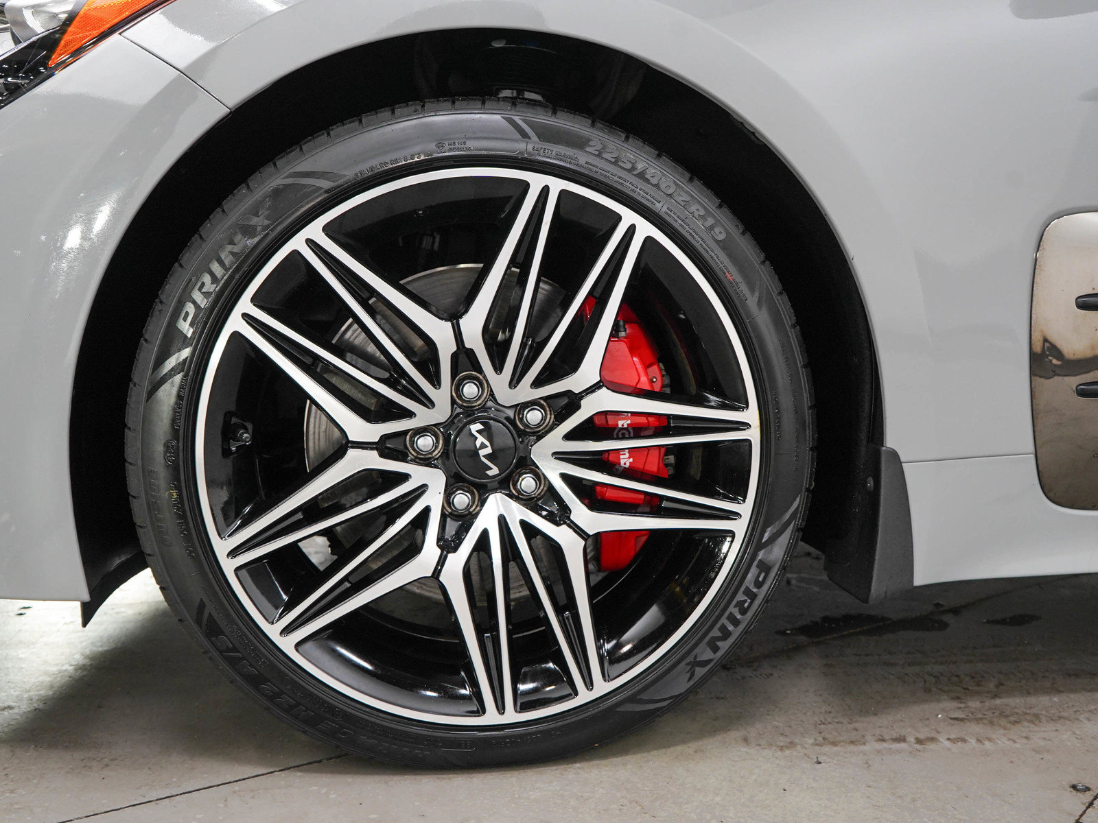 Used 2023 Kia Stinger GT2 AWD/4WD image 31