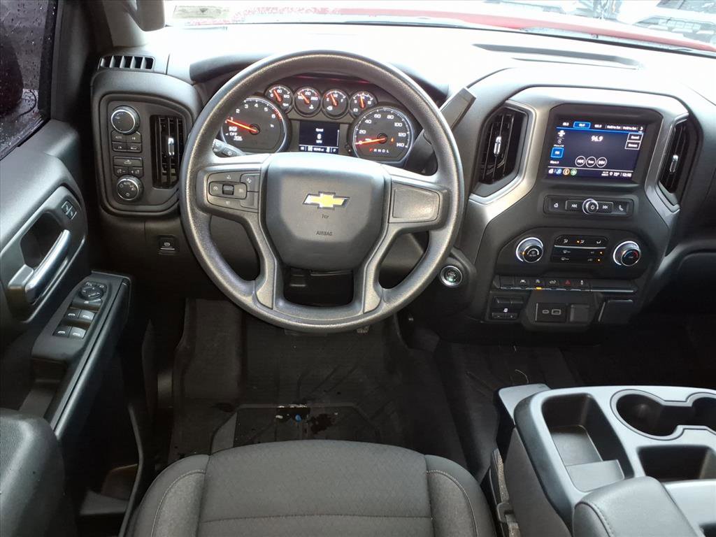 Used 2024 Chevrolet Silverado 1500 Custom w/ Turbomax Blackout Package image 6