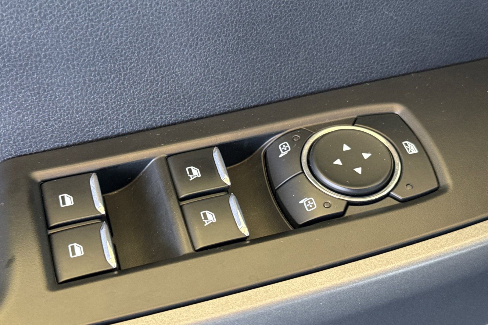 Used 2024 Ford F250 XLT image 13