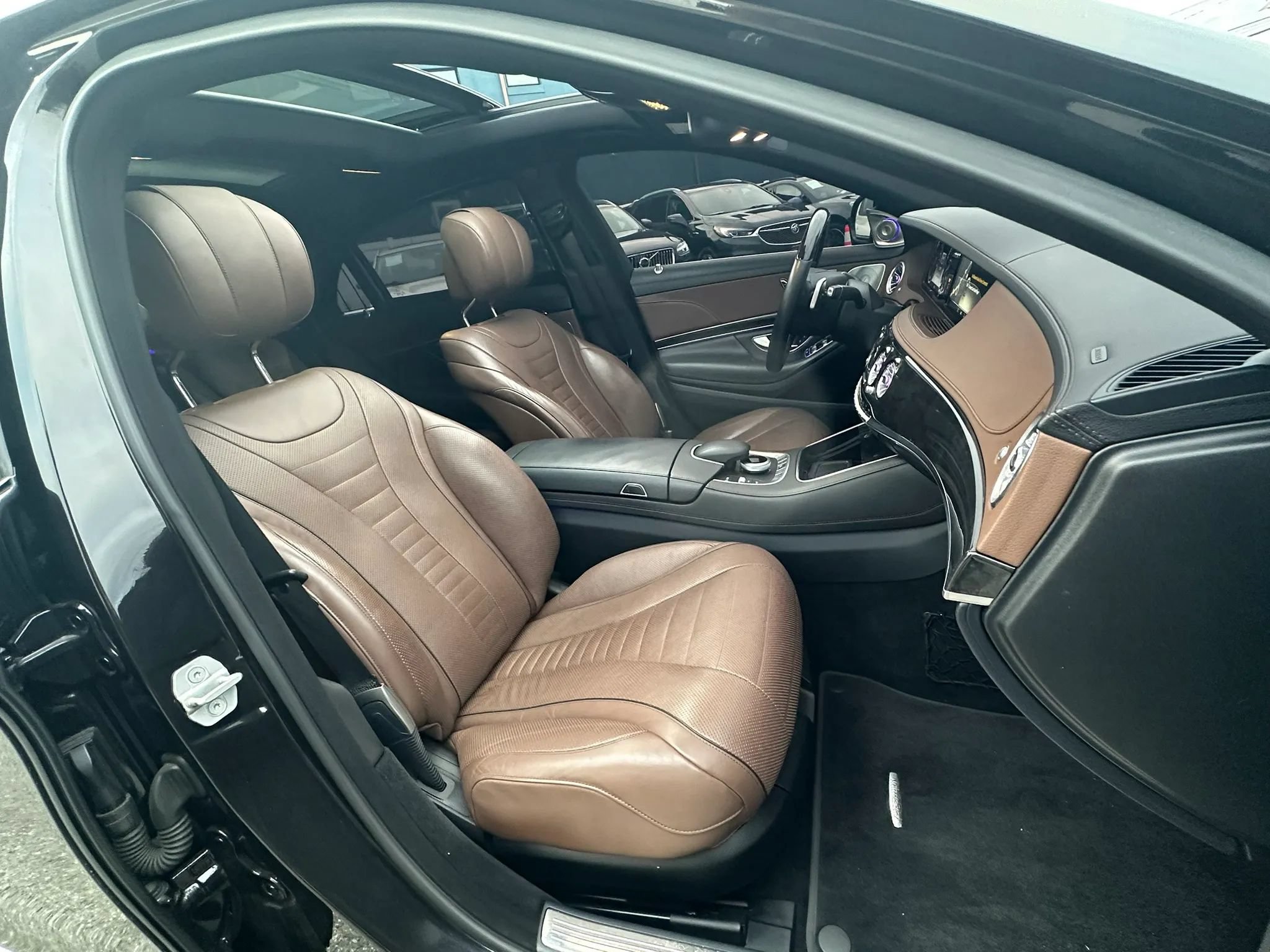 Used 2014 Mercedes-Benz S 550 Sedan image 28