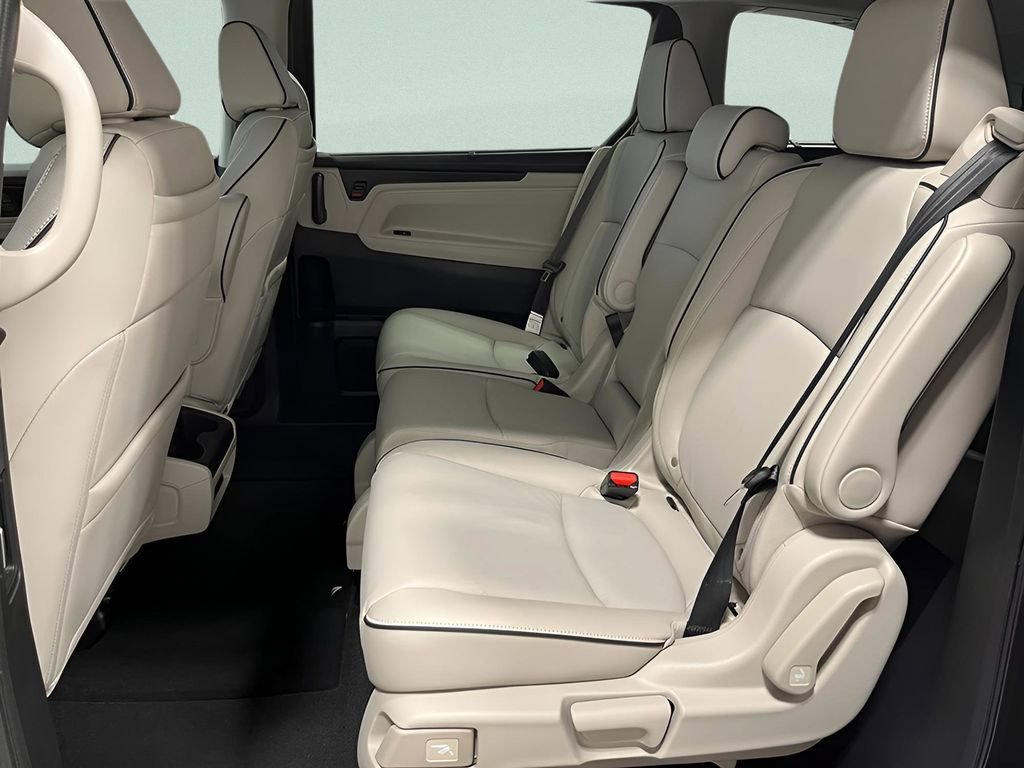 New 2026 Honda Odyssey Touring image 24