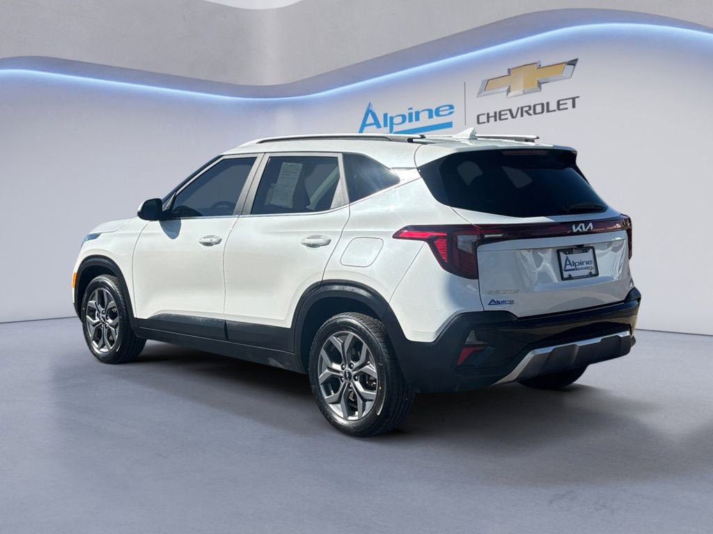 Used 2024 Kia Seltos S AWD/4WD image 3
