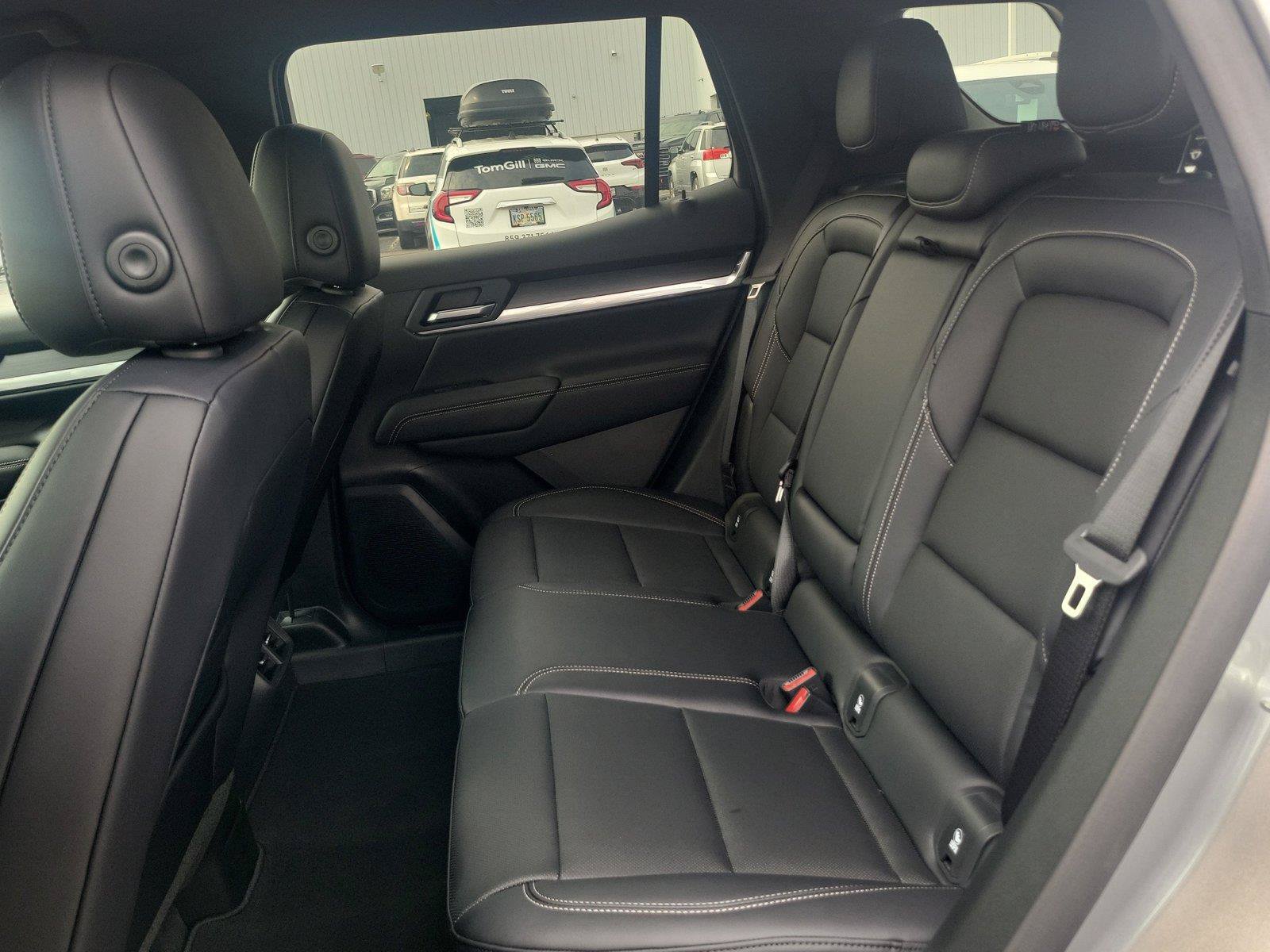 New 2027 GMC Terrain Elevation w/ Elevation Premium Package FWD image 9