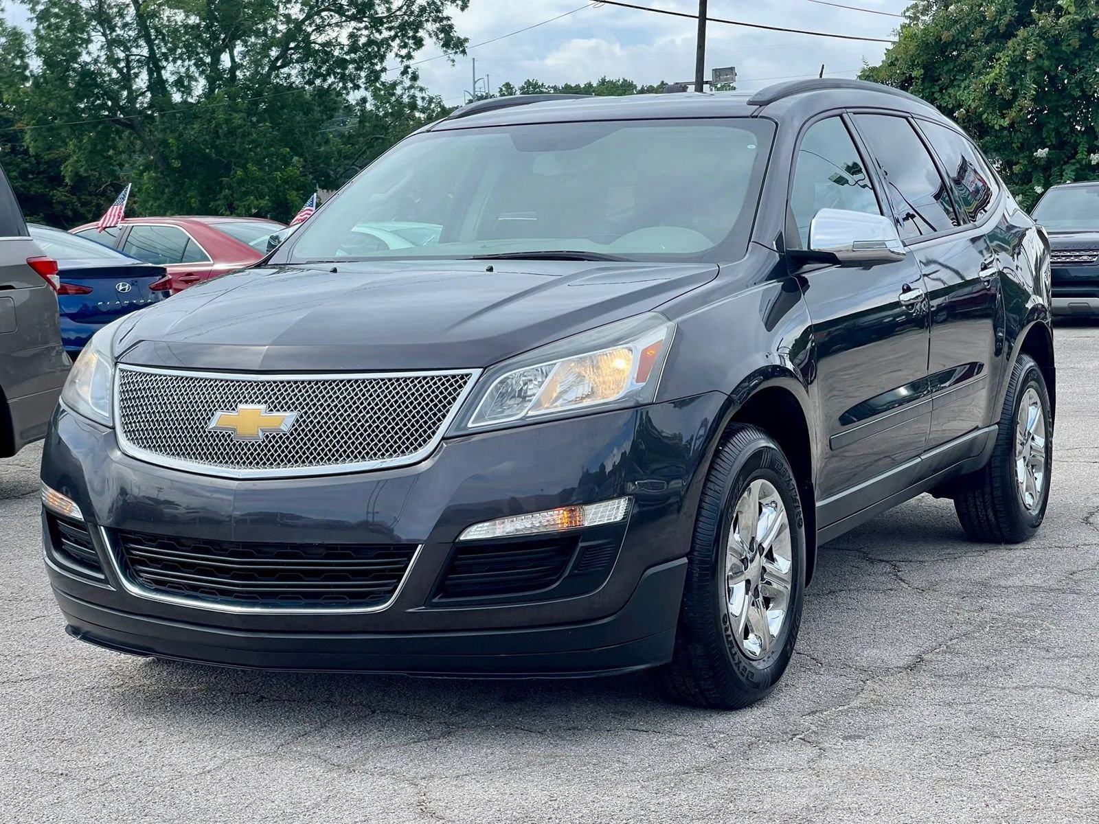 Used 2016 Chevrolet Traverse LS FWD image 1