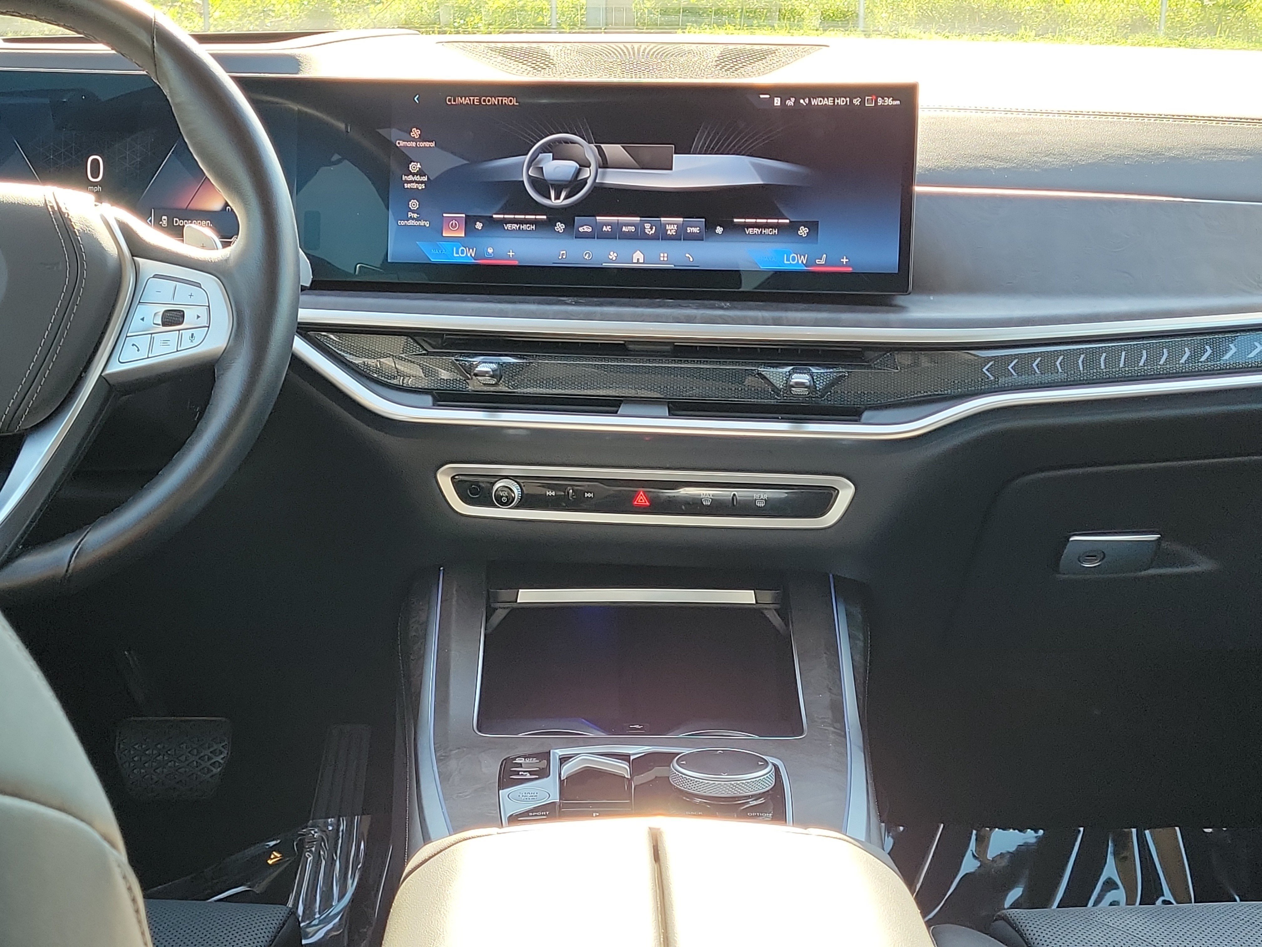 Used 2026 BMW X7 xDrive40i AWD/4WD image 17