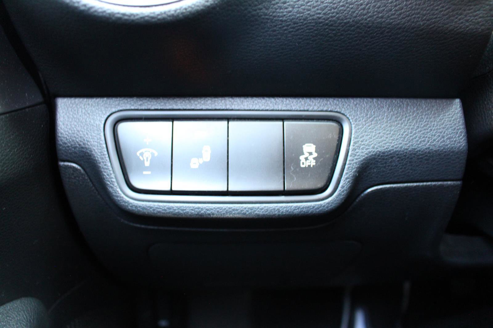 Certified 2023 Kia Forte LXS w/ LXS Technology Package image 26