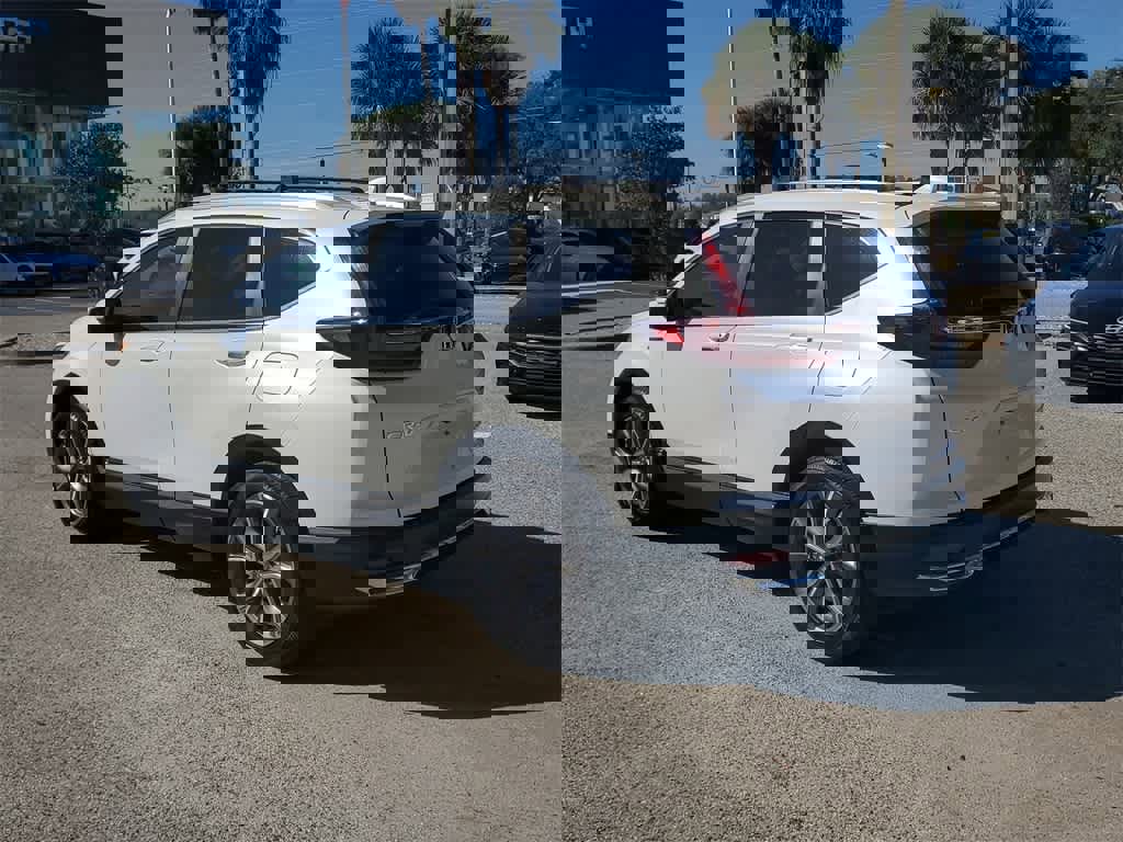 Used 2020 Honda CR-V Touring image 2