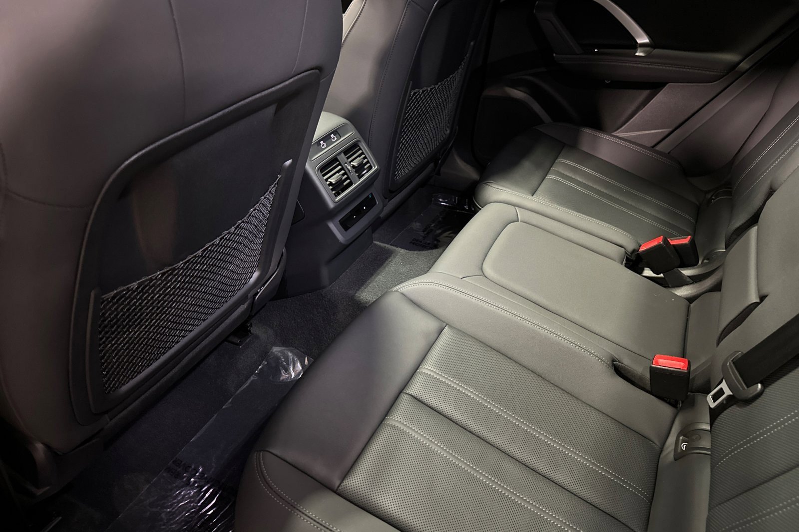 Used 2025 Audi Q5 Premium Plus w/ Premium Plus image 11