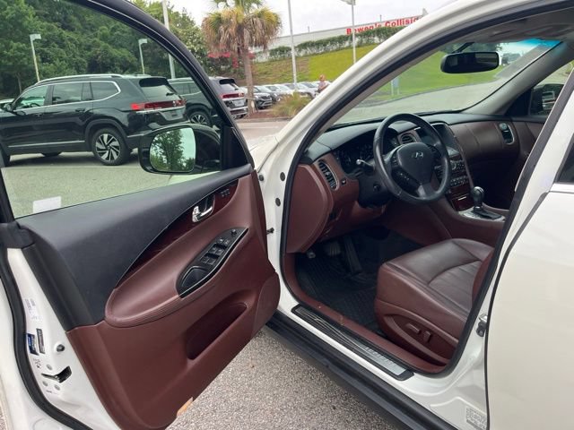 Used 2016 INFINITI QX50 AWD w/ Premium Plus Package image 4