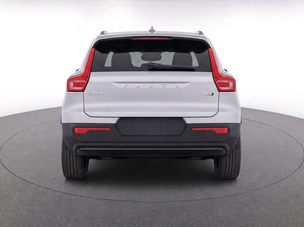 New 2026 Volvo XC40 B5 Plus w/ Climate Package AWD/4WD image 7