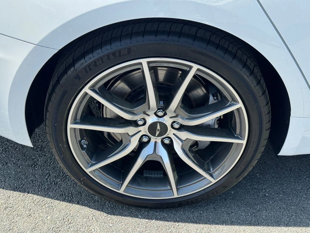 Used 2026 Genesis G70 2.5T image 17