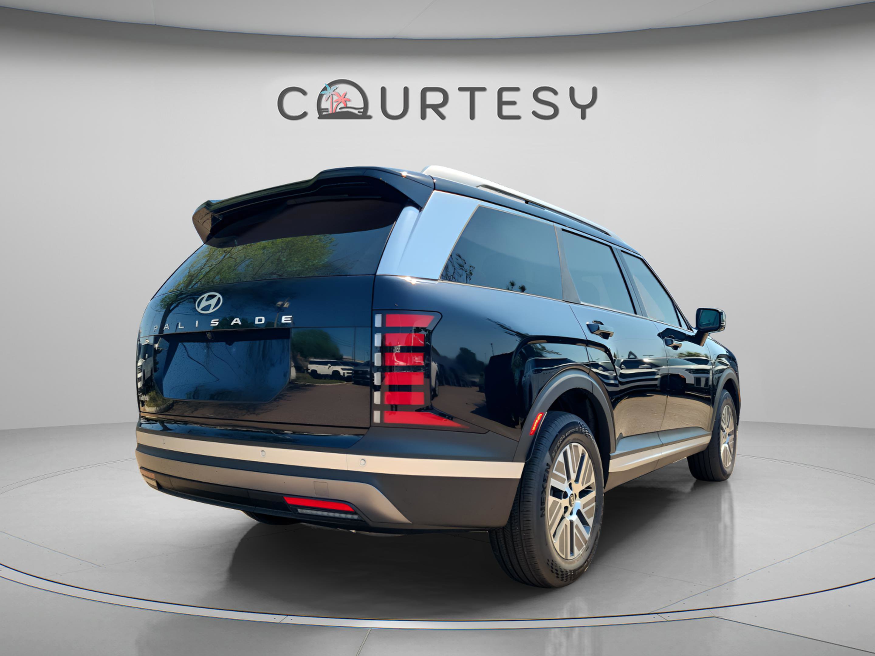 New 2026 Hyundai Palisade FWD Hybrid image 3