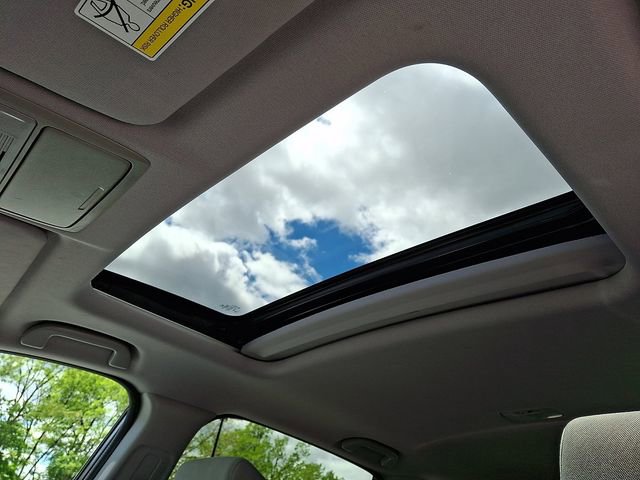 Used 2018 Honda CR-V EX image 16