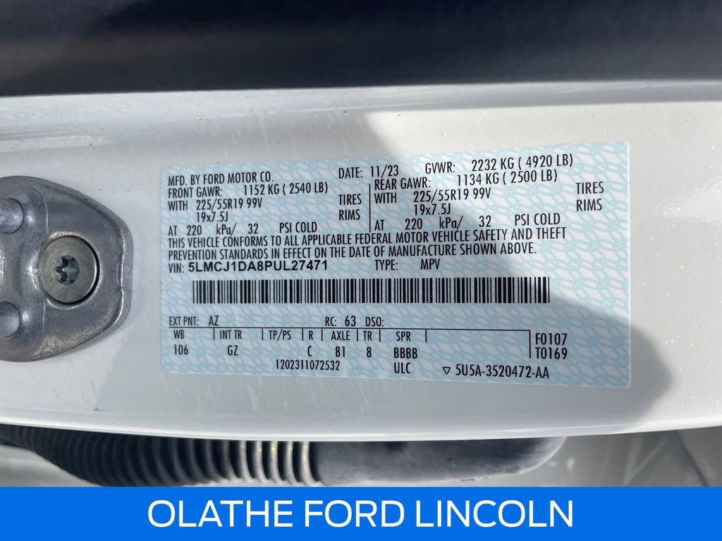 Certified 2023 Lincoln Corsair AWD w/ Equipment Group 102A image 23