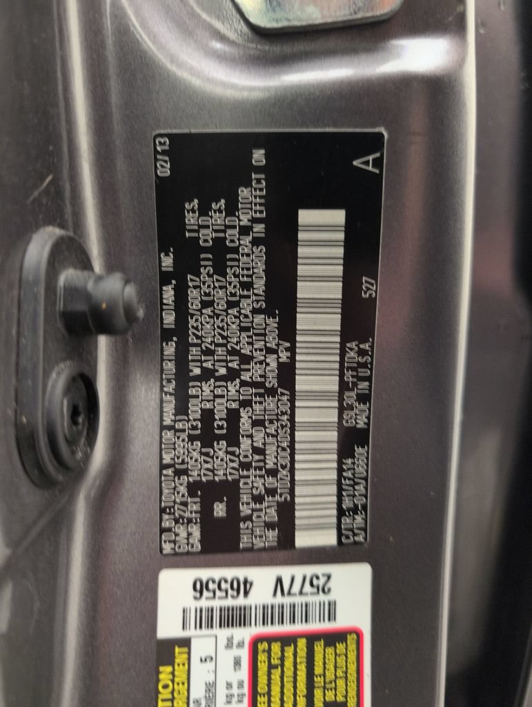 Used 2013 Toyota Sienna L FWD image 39
