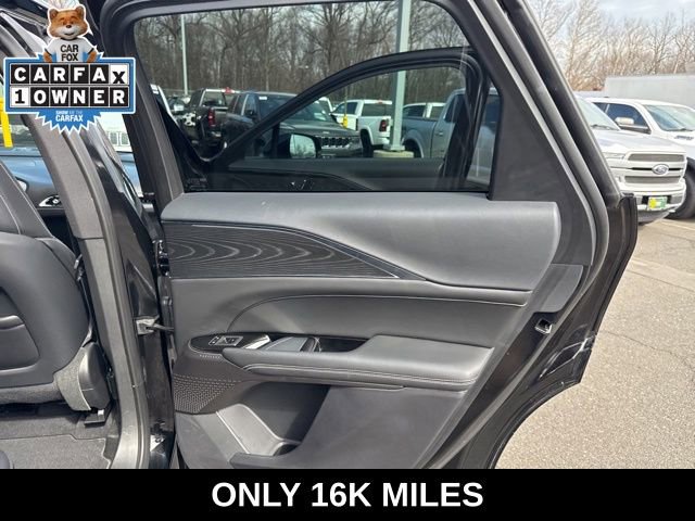 Used 2024 Cadillac Lyriq Sport image 36