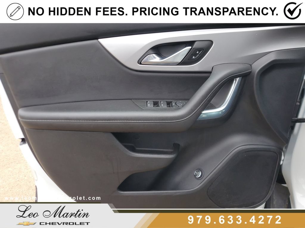 Used 2022 Chevrolet Blazer LT FWD image 17
