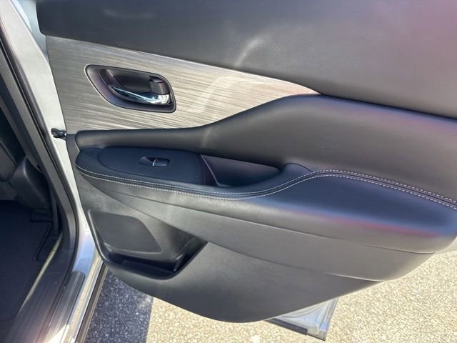 Used 2018 Nissan Murano Platinum w/ Cargo Package AWD/4WD image 16