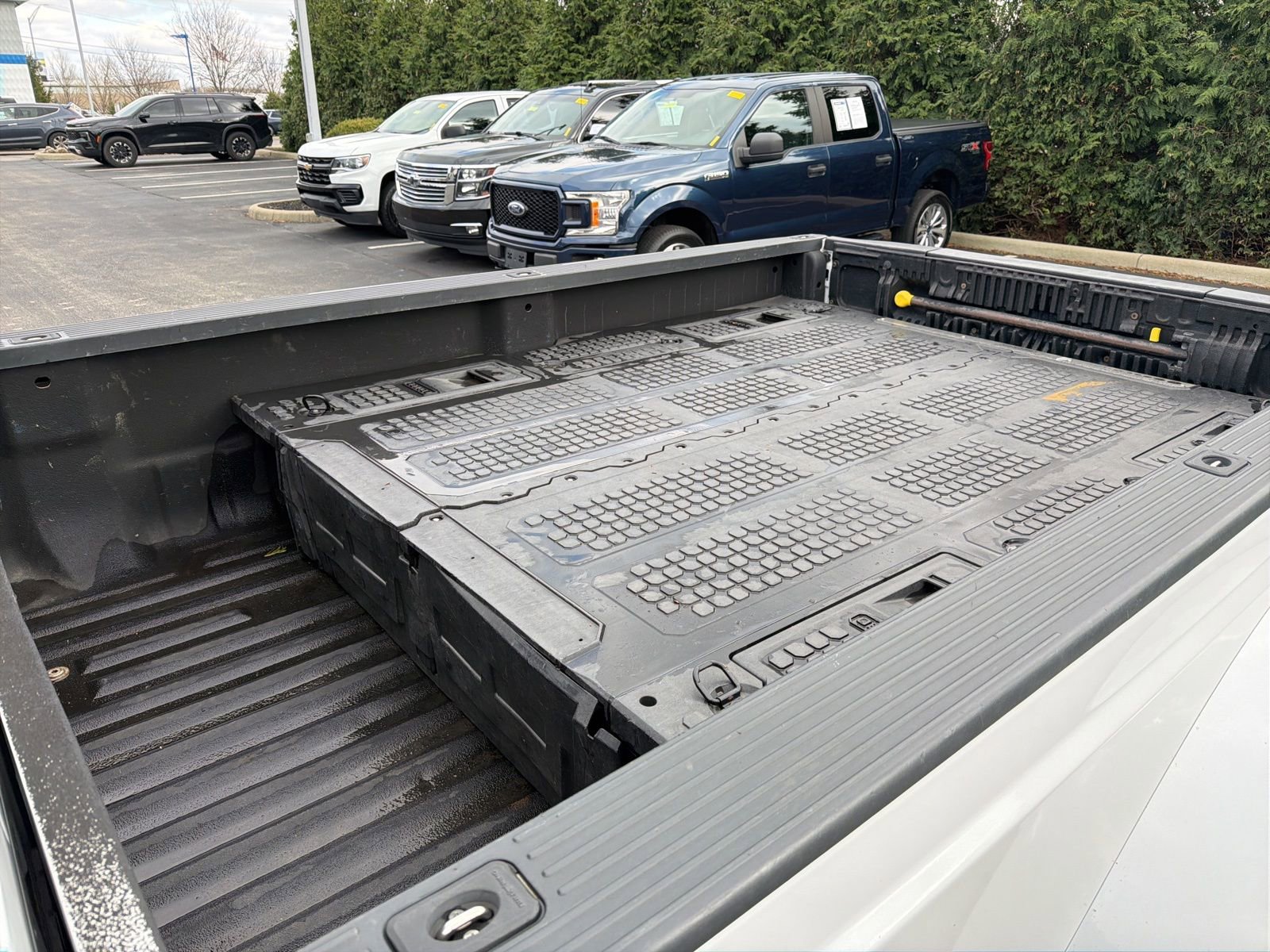 Used 2016 Ford F350 Lariat w/ Lariat Ultimate Package image 29