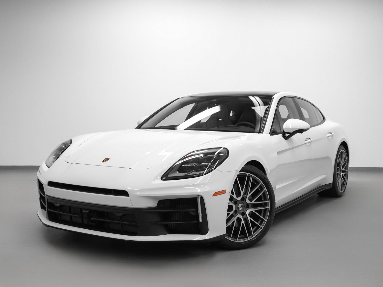 Used 2025 Porsche Panamera 4 AWD/4WD image 1