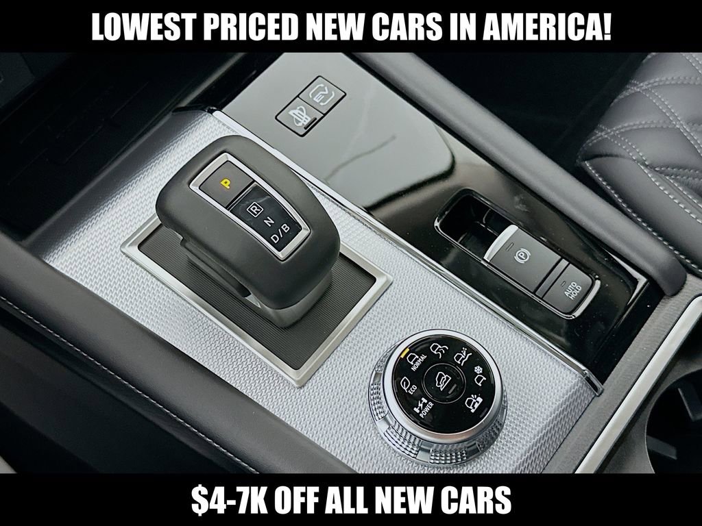 New 2024 Mitsubishi Outlander SEL image 20