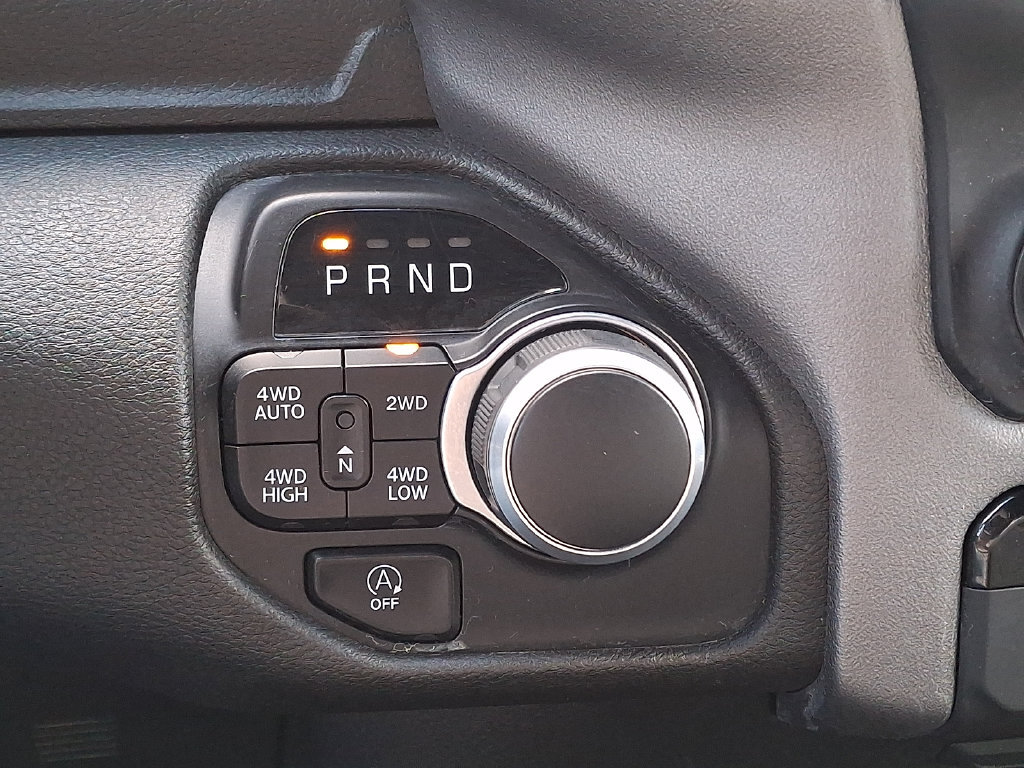 Used 2022 RAM 1500 Big Horn AWD/4WD image 16