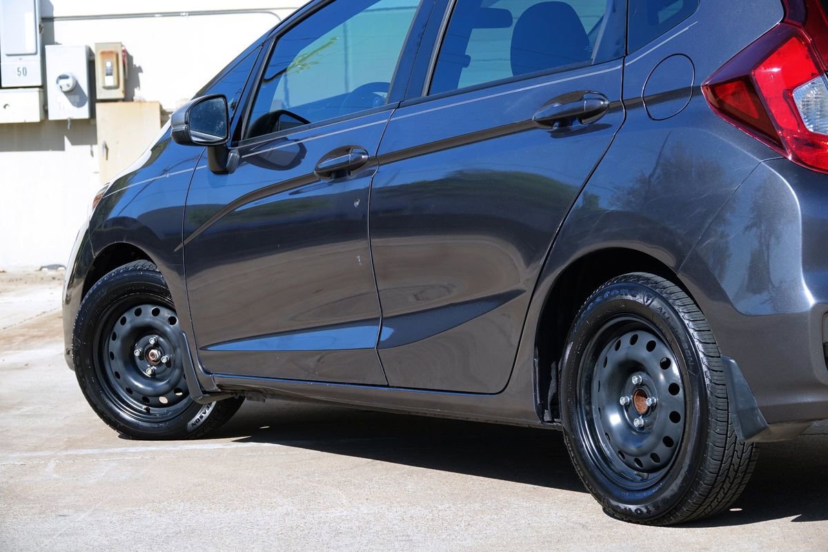 Used 2019 Honda Fit LX image 31