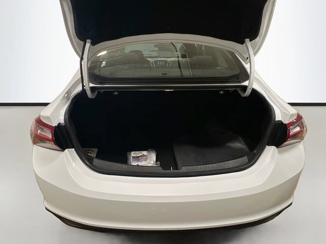 Used 2021 Chevrolet Malibu LT FWD image 26