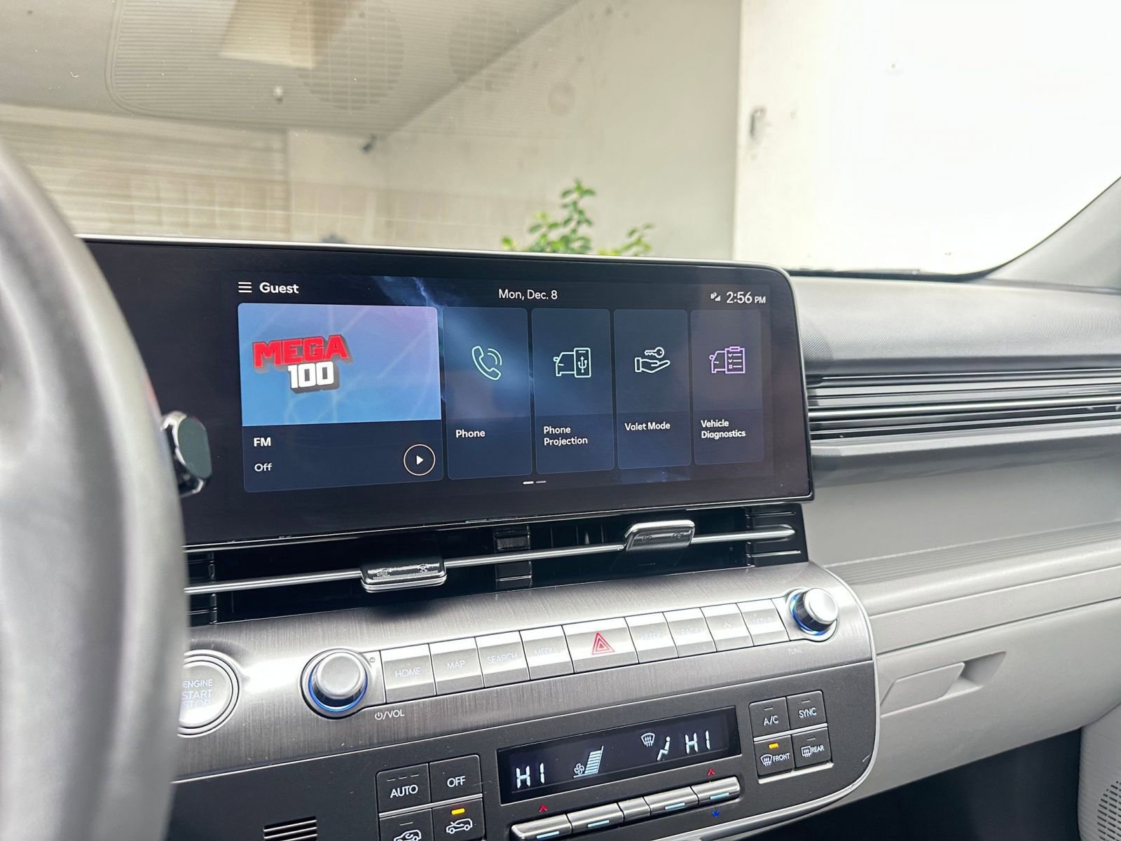 Used 2025 Hyundai Kona SEL image 21