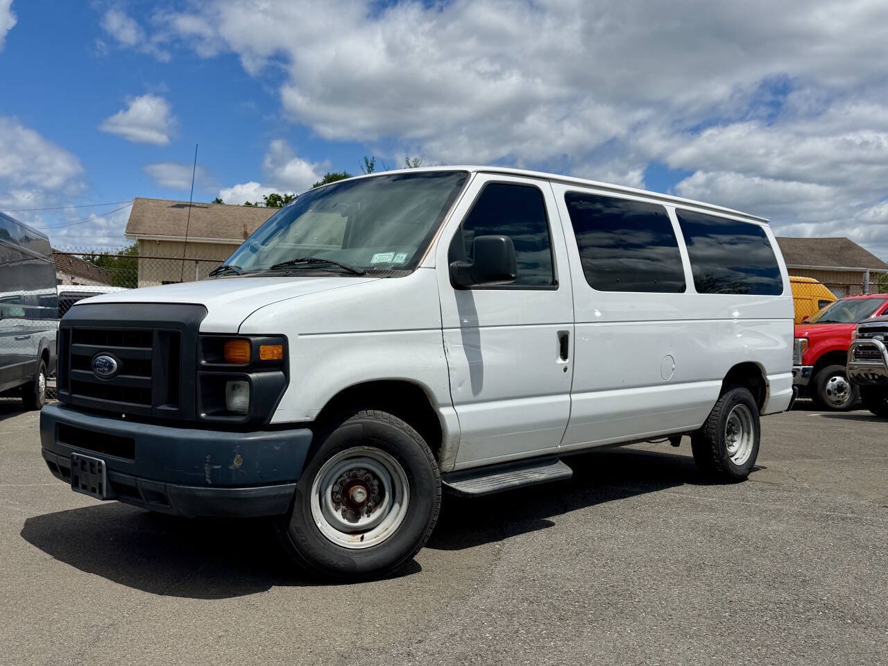 Used 2012 Ford E-350 and Econoline 350 XL w/ PWR Windows & Locks Group RWD image 16