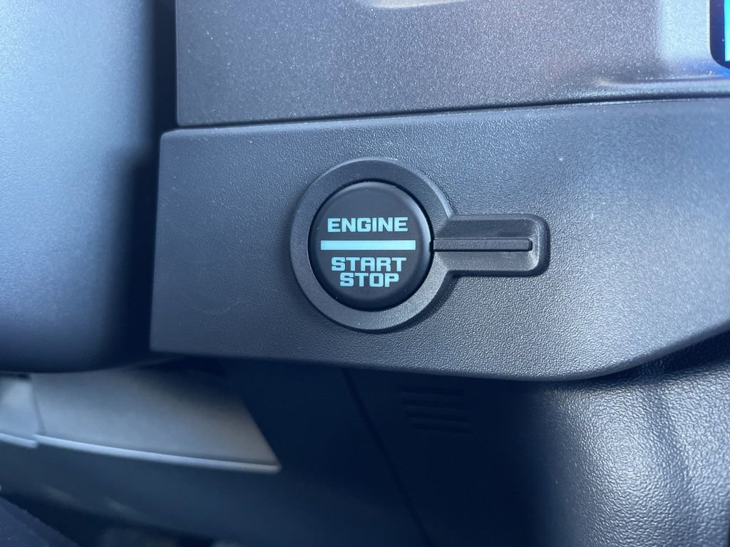 New 2025 Ford Bronco Big Bend w/ Black Diamond Package image 14