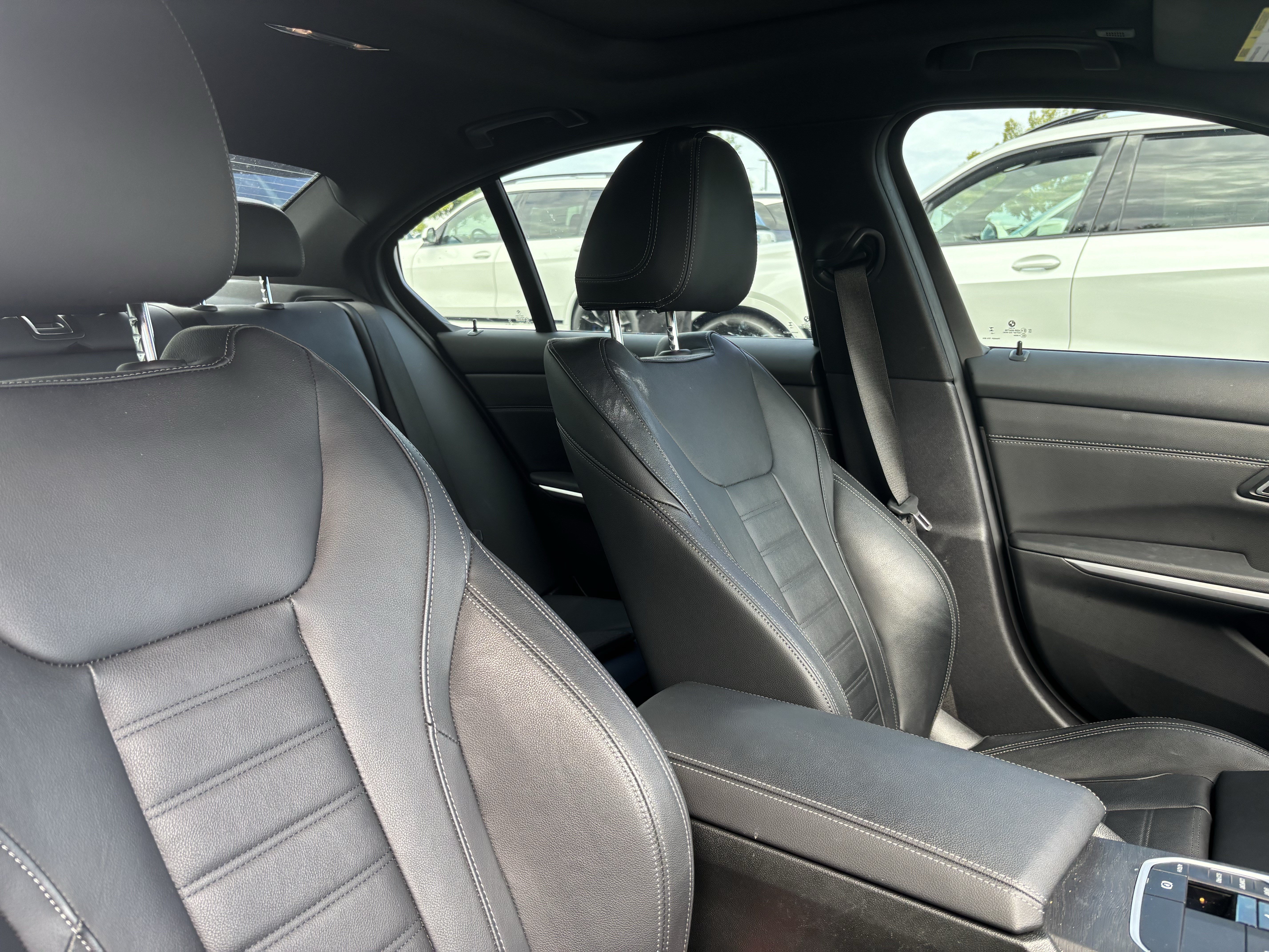 Certified 2023 BMW 330i Sedan w/ Premium Package RWD image 35